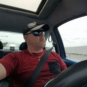 Meet your Posher, Luis